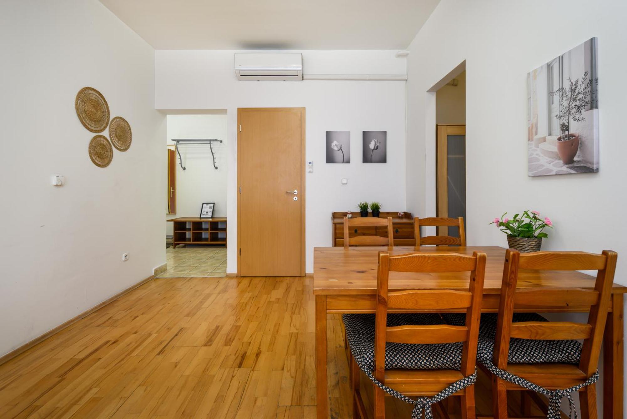 Basilica Apartment In Heart Of City Budapest Eksteriør bilde