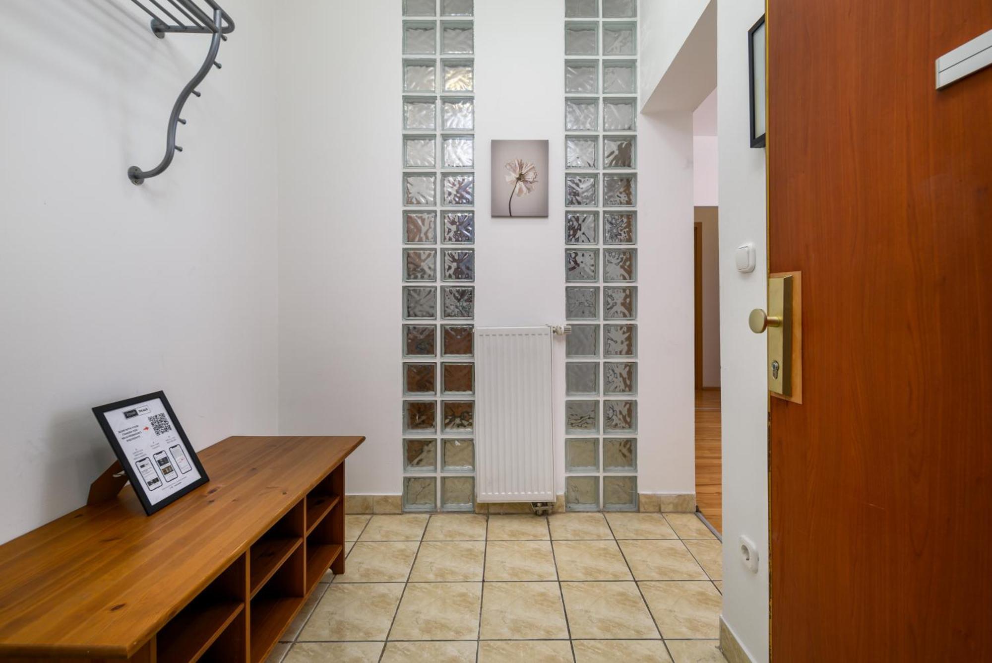 Basilica Apartment In Heart Of City Budapest Eksteriør bilde