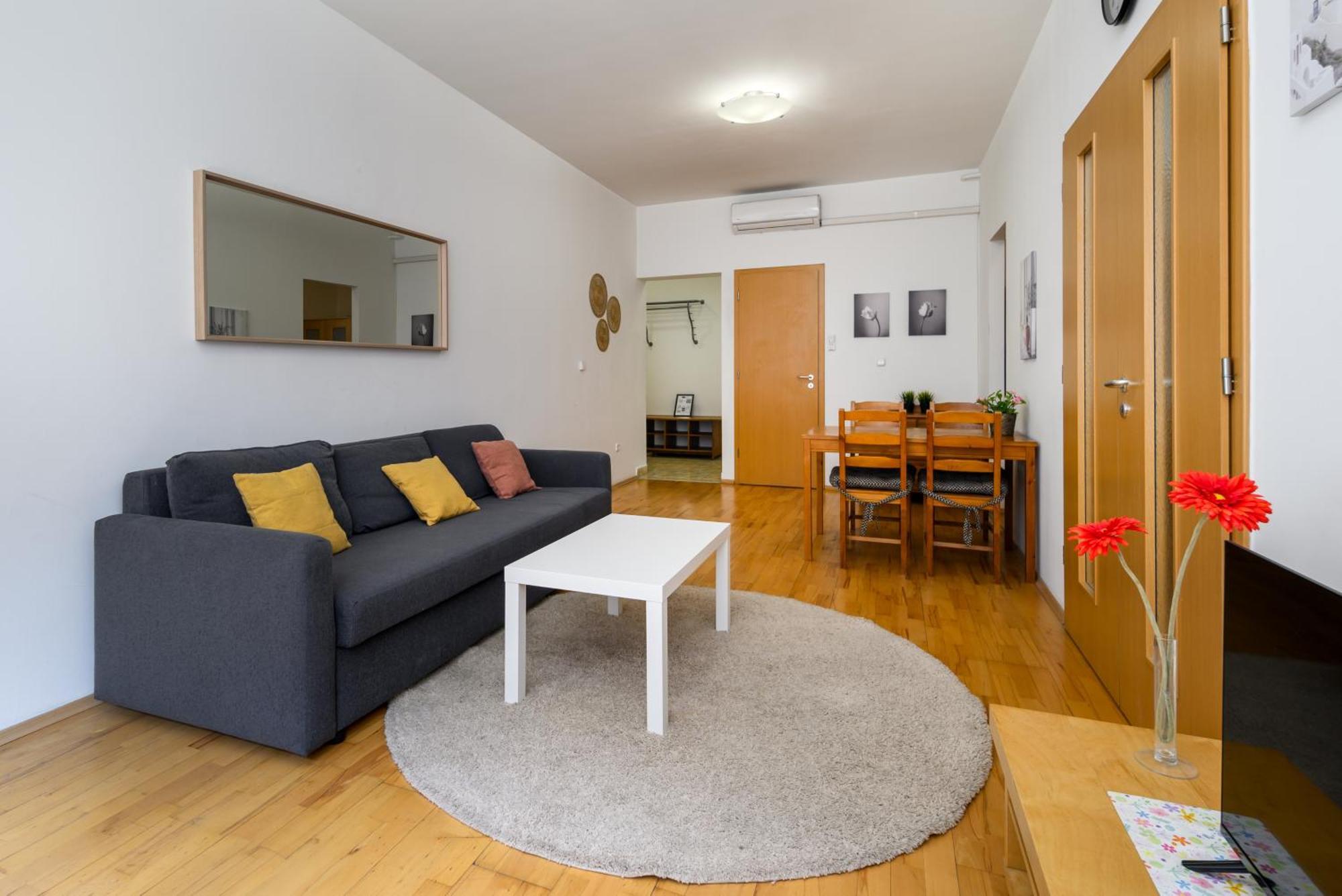 Basilica Apartment In Heart Of City Budapest Eksteriør bilde